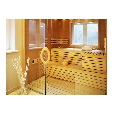 In With Swimming Pool Vakantiehuis